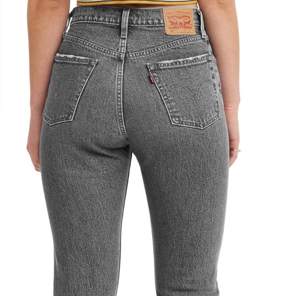 Levi’s 501 Women's Gray Jeans 28x28